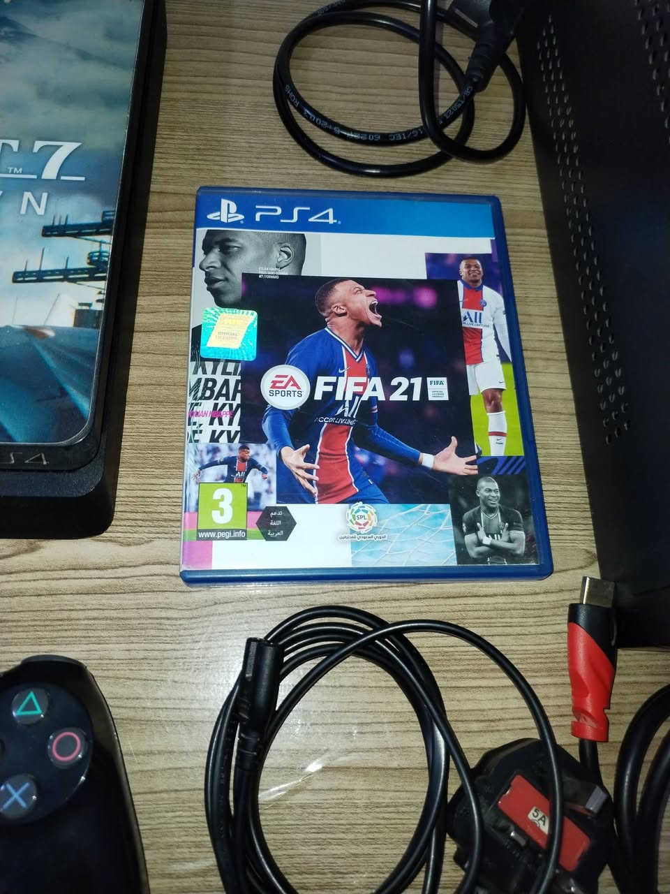 PlayStation 4 Slim 1TB
✅ المواصفات:

• PlayStation 4 Slim
• سعة 1TB (1000GB)
• يدعم اللعب أونلاين 
• جميع الكيبلات موجودة كاملة وجاهز للتشغيل

يتوفر مع الجهاز : 
• جويستك أصلية 
• جهاز ( UBS )
🔥قرص ( FIFA 21 ) مجاني🔥

• الجهاز غير مفتوح نهائياً (وكالة) 
• نظيف جداً واستعماله خفيف
• كامل هو وملحقاته يعني تشتريه اليوم وتشغله بنفس اللحظة، بدون ما تحتاج تشتري أي ملحق إضافي.

✨ مناسب للشخص اللي يريد جهاز مرتب ويبتعد عن الأجهزة المفتوحة أو المصلّحة إذا تدور على PS4 نظيف و مضمون، اخو الجديد 

السعر 225 ألف مع قرص ( FIFA 21 ) مجاني ❤️

للتواصل ***********
📍الموقع / ديالى

