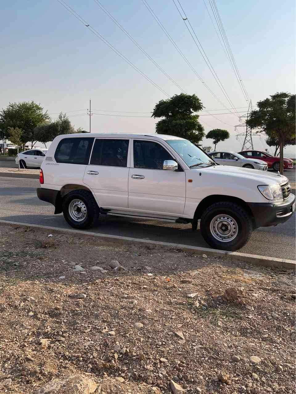 سەرەتابەناوی خوای گەورە مۆنیکا ٢٠٠١ نمونە لەجوانی هی ماڵی خۆمە
فول عادی دووجام کارەبا
کتابی جامڕەش تازەیە
سەنەوی تا ٢٠٣١ تازەیە
ڕەقەم دهۆکە بەشەرتی تەحویل و غرامە 
تایەی دەنلوبی تازەیە
ویلی ١٦ ی کونەمشکە
سەیارەکە ٣٦٠ هەزار ڕۆشتوە
هەمو گیانی بیلادیە
هەر عەیبێک و یەک گەڵا ببڕە
سەیارەکە کامل بۆیاخە بەس نموونەیە کەس نازانێت بۆیاخە
بۆ لێدراویو قوپاوی و شەپۆل مەگەڕێ
بۆ عەیب و عار مەگەڕێ 
لەسلێمانیم 
ژ.م ***********
وتساپ و ڤایبەر *********** السليمانية, العراق
