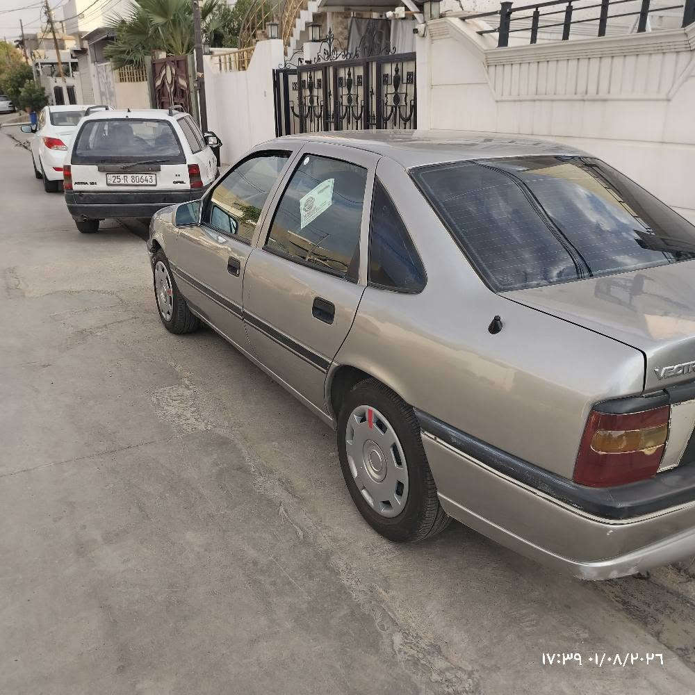 فكترا موديل 1993 تبريد محرك 20 جام كهرباء كير اوتماتك سياره مال جناي للاستفسار *********** كركوك, العراق
