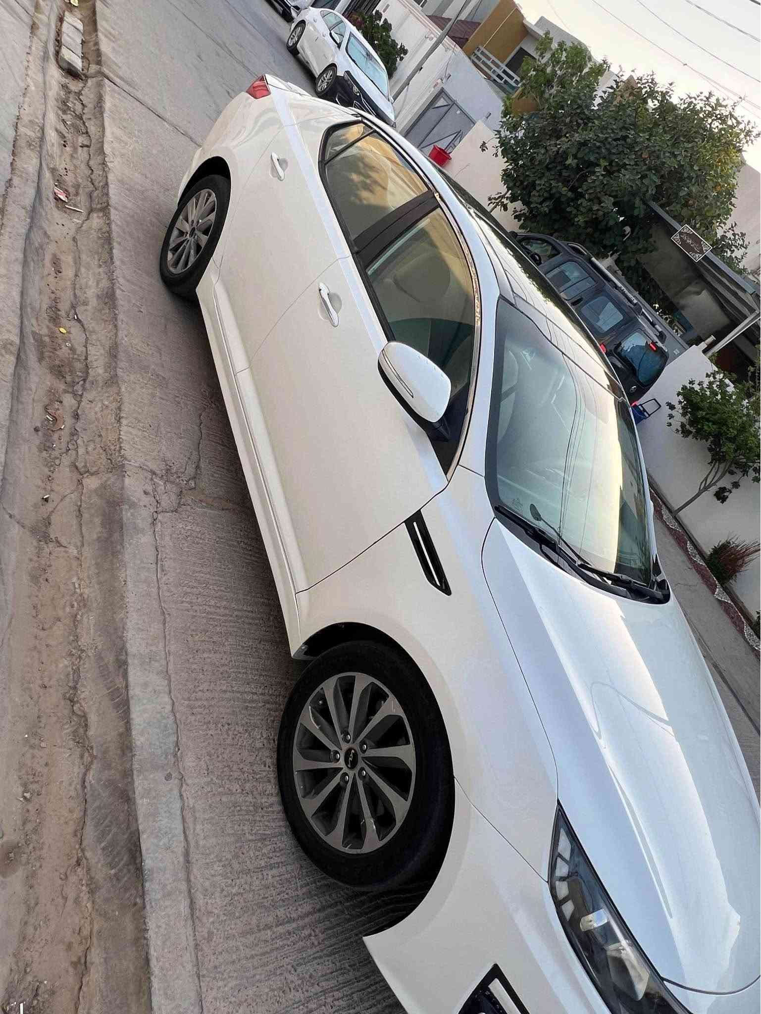 ا كيا أوبتيما خليجي  السعر 84وبيه مجال 
-موديل 2014 VIP بنوراما 
-فول مواصفات بيه 4 قطع صبغ بدون دواخل 
-تحم سترين جهتين 
-مري شفط
-تبريد قطعتين
-لدات امامي خلفي 
تبريد خلقي -
-حساست امام خلفي
-ويل كروم 
-تخم تاير
-باتري جديد 
-مكينه 2400 دووش 
-تبريد شغال
وبعد موصفات هواي         
 رقم أربيل الماني  الأستفسار *********** النجف, العراق
