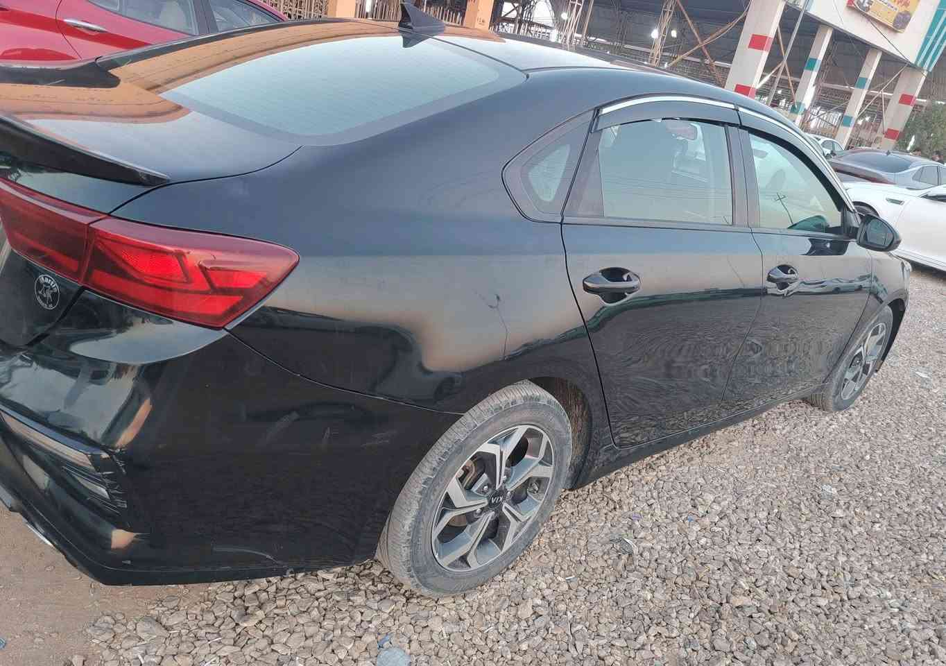 فورتي 19  مثنى حرة مداور ثاني يوم
سونار مع صور

سياره اي نقص مابيها

مواصفات كما موضح بالصور

السعر 115

الاستفسار *********** واتساب

