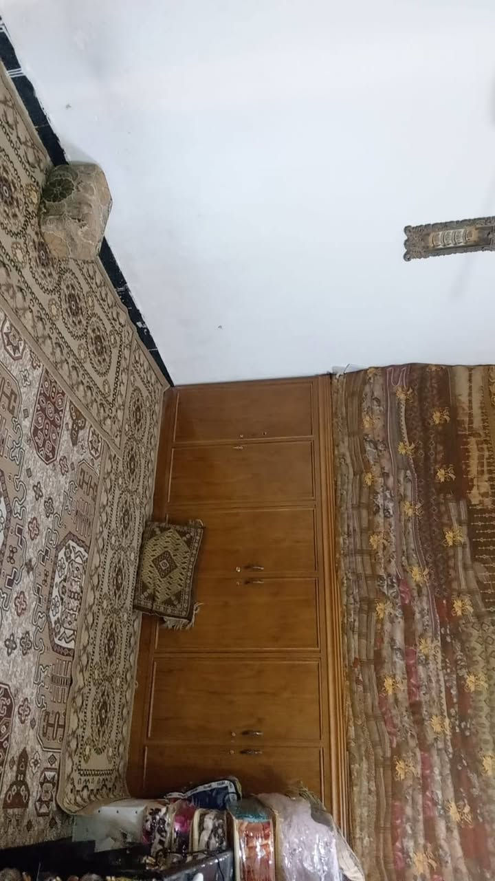 مجمع بوابة المثنى • بيت ركن • ٢٢٠م