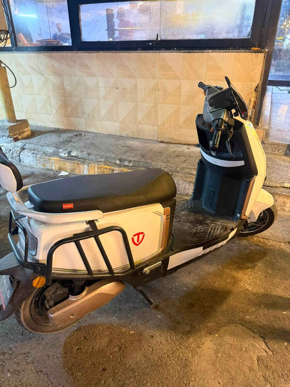 دراجه شحن سرعه ٨٠ للبيع موديل ٢٥ الدراجه جديده كلش السعر مليون وبيه مجال الاتصال ‭***********‬
