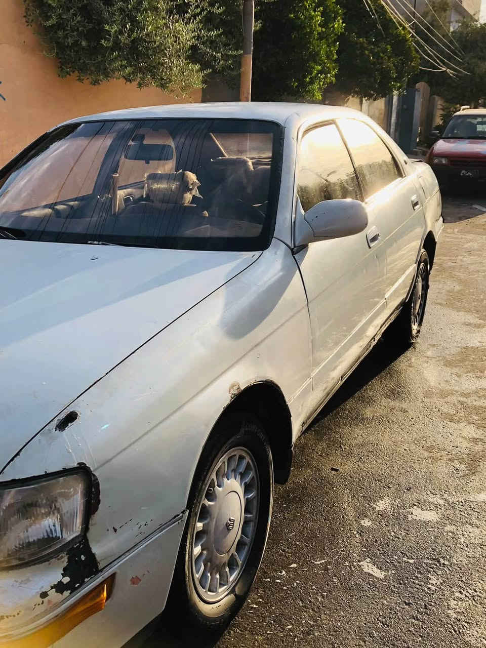 بطه متصل  موديل 92  رقم الماني نينوئ بيها كابون بانزين  سياره بيها كصه سقفيه  محرك 2500 جديد السعر 35 وبيها مجال بسيط ولعندو تكسي معارض هم ترهم رقم الهاتف *********** كورك ورقم اسيا ***********  العنوان الموصل جانب الايمن 17تموز
