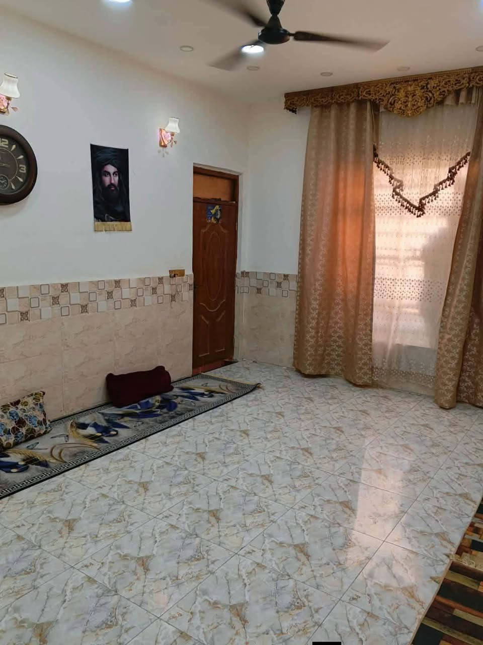 بيت للبيع ركن بلكوت جديده جمعية النفط شارع الصب قريب ع شارع بغداد خدمات كاملة طابق واحد للاستفسار الاتصال على الرقم ***********
