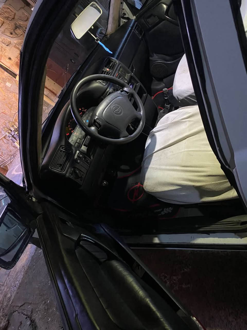 سلام عليكم اوبل فكترا موديل 95 محرك 20 كير محرك تحويل شرط بسمي سياره سنويه جديد سلايت جام كهرباء ارباك سياره بدون ضربه سعره 33 بي مجال رقم موبايل***********
