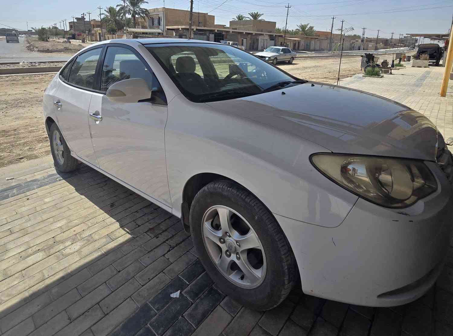 للبيع النترا موديل ١١ سيارة مكفولة من الصبغ والحادث محرك١٦ دكشن عالي السعر ١١٨ وبيها مجال ***********@

