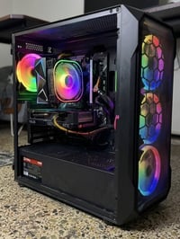 كيس  ب ٩٥٠و ملحقات اضافيه كلشي وسعره R7 3700x  4060  asus prime  بعده ...