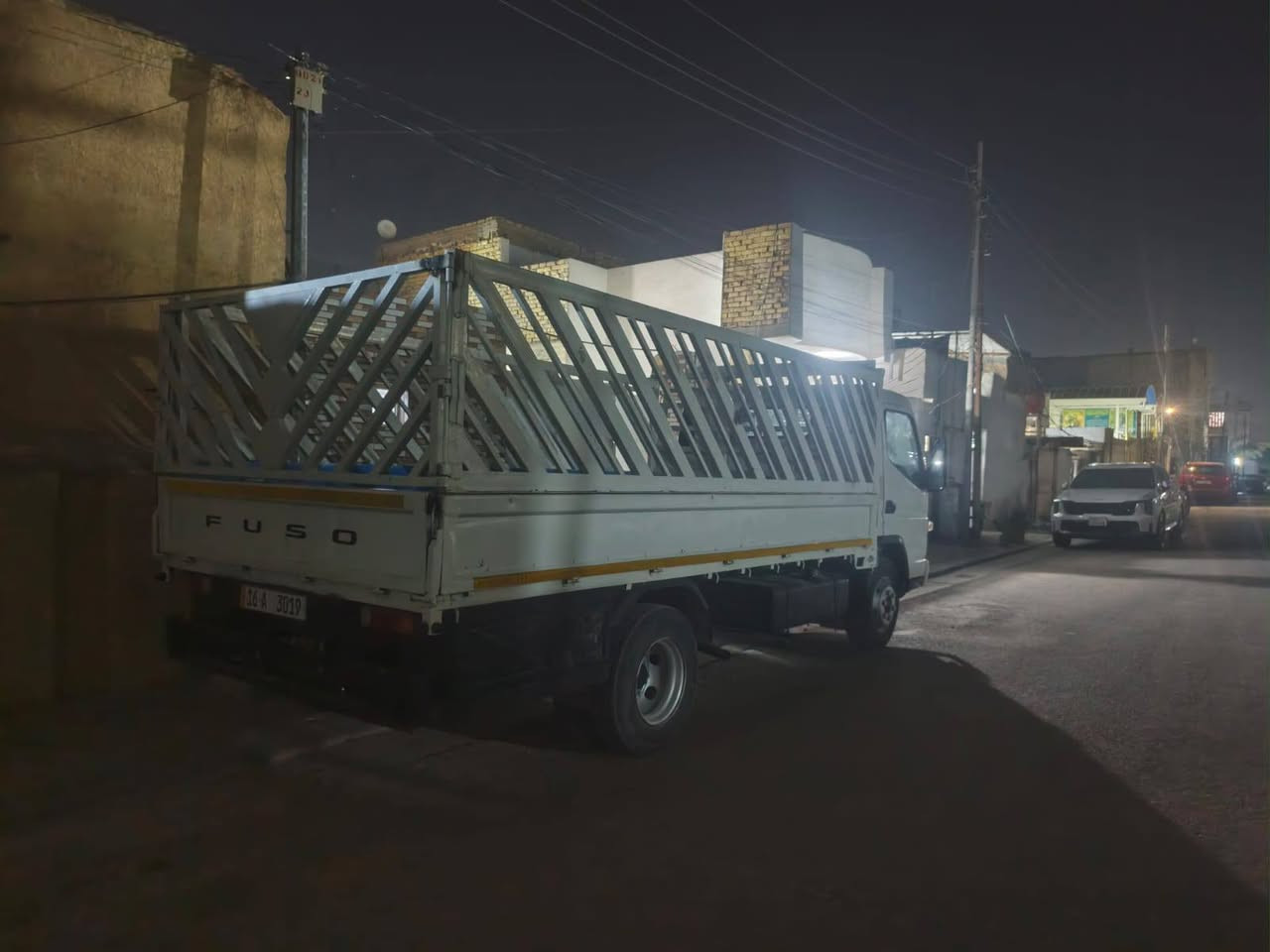 كنتر موديل ٢٠٠٩ السيارة مكفول رقم دولي بسمي تبريد شغال تخم تاير للبيع ومراوس بكية فحل *********** الشراي يتصل
