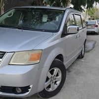 حياكم الله دوج كرفان 2008 sxt السياره داخله كلين  بيه 3قطع صبغ جاملغات...
