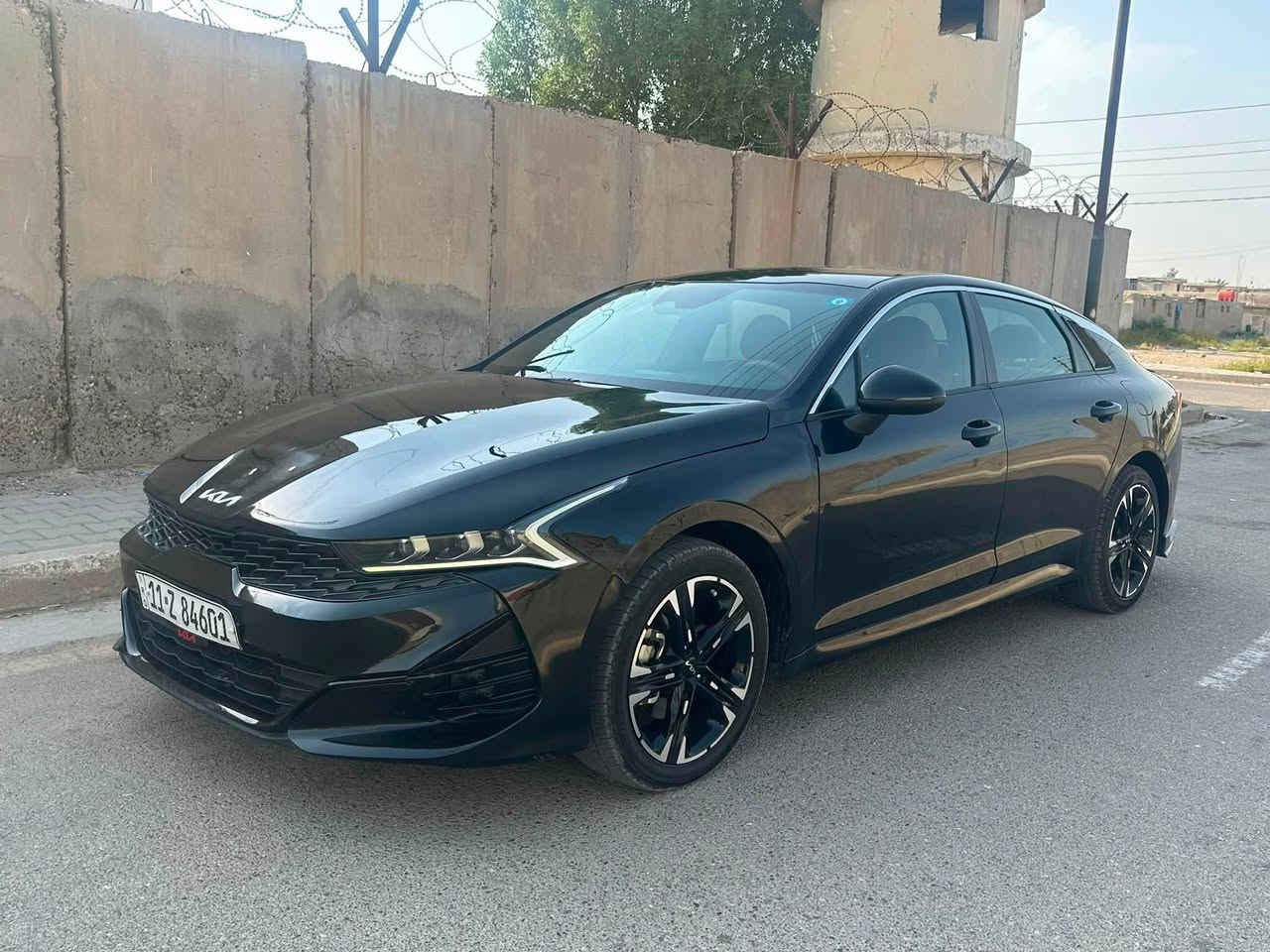 السلام عليكم
KIA k5 GT_line 2024
ماشية 19 فقط بيع او مراوس  

 

1. فول المواصفات /عدا الفتحة

2. بصمه 

3. شحن وايرليس

4. رادار امامي + خلفي 

5. نقطه عمياء 

6. كشنات جلد داخل احمر

7. هندبريك بصمة 

8. شاشة كبيرة كار بلي 

9. 3 انضمه قيادة 

10. لايت LED 3 عدسات 

11. اوتو هولد 

١٢. تدفئة مقاعد 

ضرر السياره : بنيد فقط صور الحادث مع سونار بتاريخ اليوم  داخل المنشور 
 

السعر : 155 وبيها مجال بسيط 

رقم بغداد باسمي مكاني بغداد المحمودية 

للاستفسار : ***********
***********
