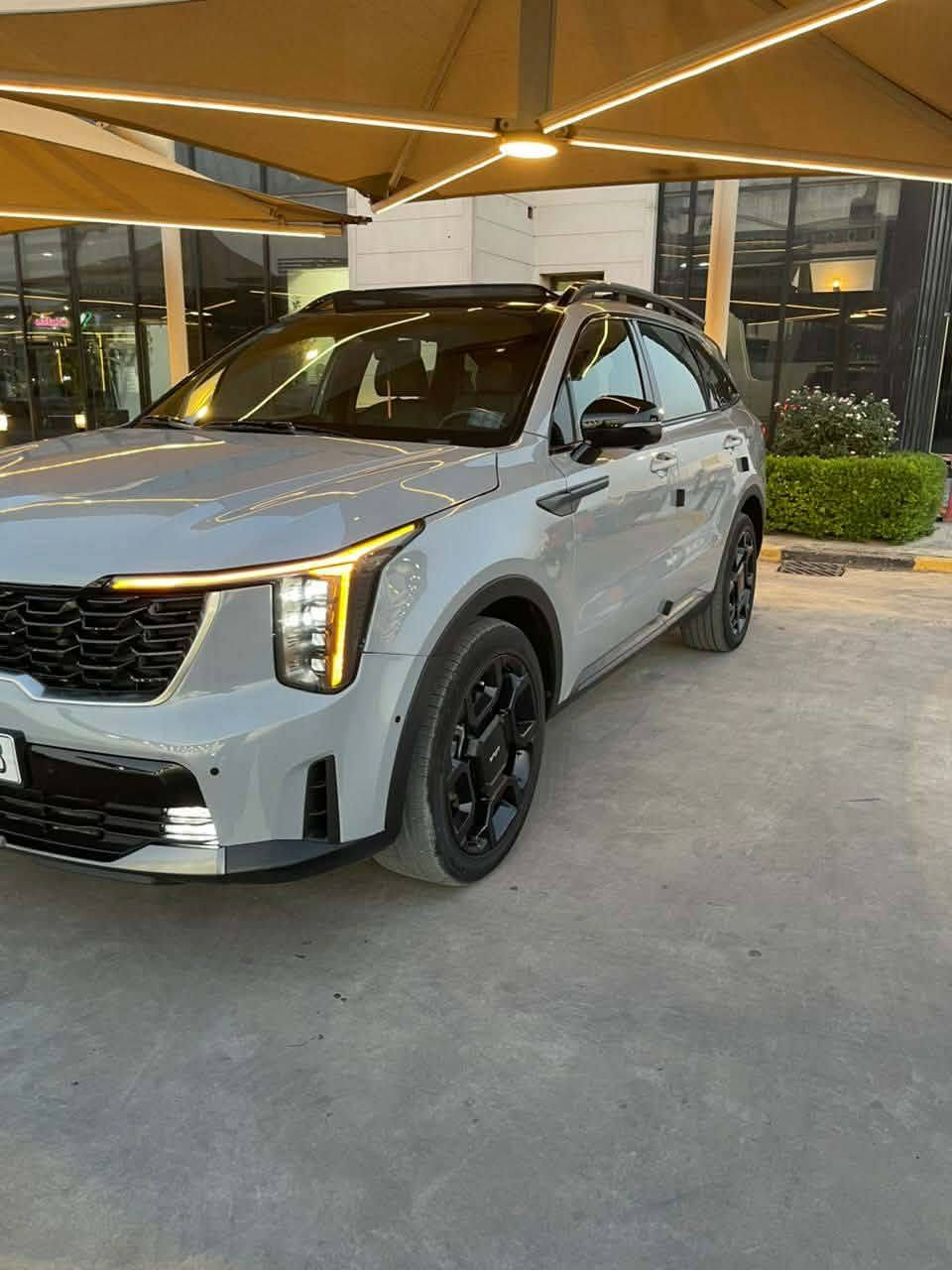 سورنتو موديل 24 شهدا فول موصفات برستيج ماشيه 12 الف السعر 235  للستفسار ***********

