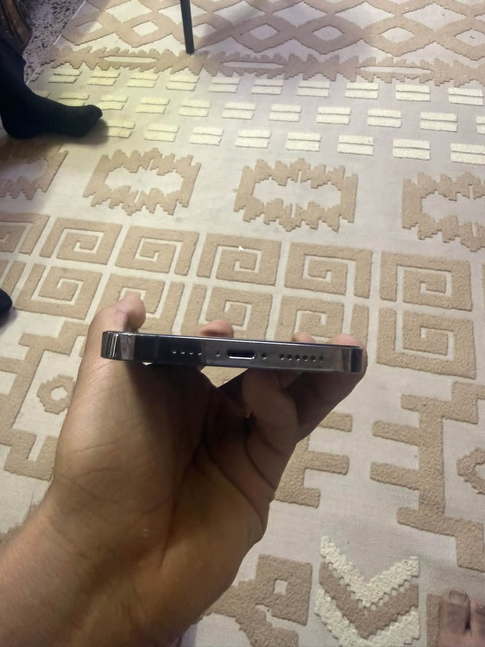 ايفون ١٣ برو ماكس • بطارية وشاشة مبدلة • حي العامل