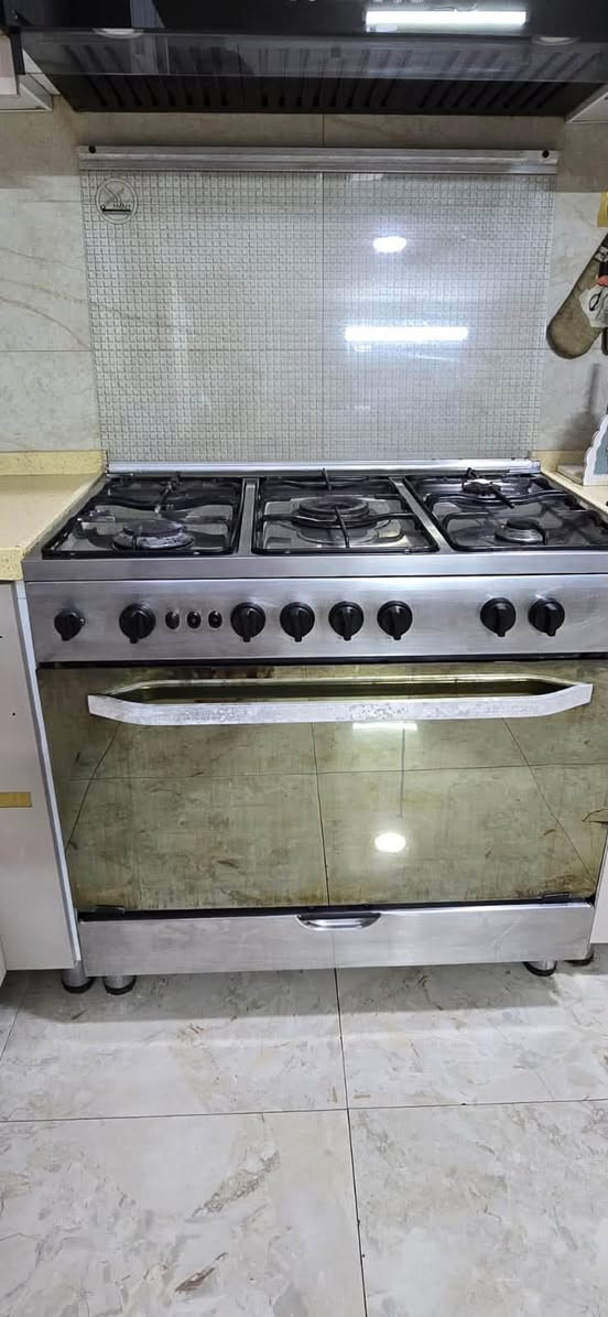 طباخ مصري فريش مستعمل نظيف وشغال
*********** بغداد
