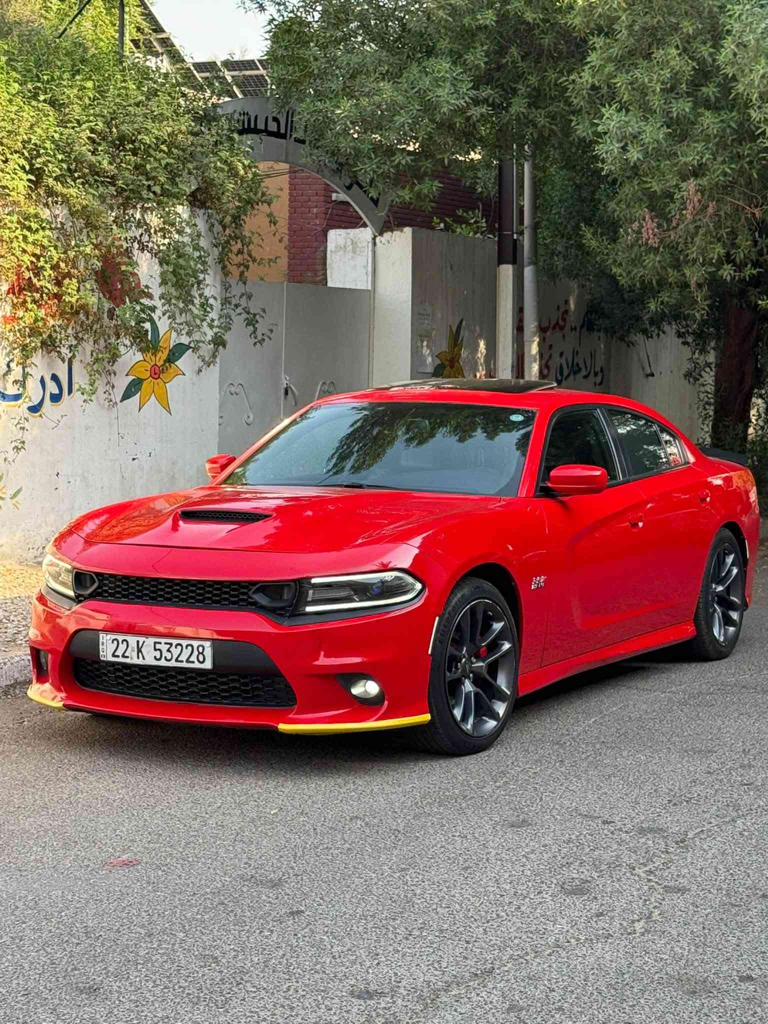 سلام عليكم للبيع جارجر 2018 خليجي
سكات باك مكينة 6400 
مواصفات فول عدا رادار
مكفوله من كلشي كير ومكينة وكشر 
مكانها بغداد رصافة 
استفسار ***********

نص مكتوب في الصور:
- mi.sofo