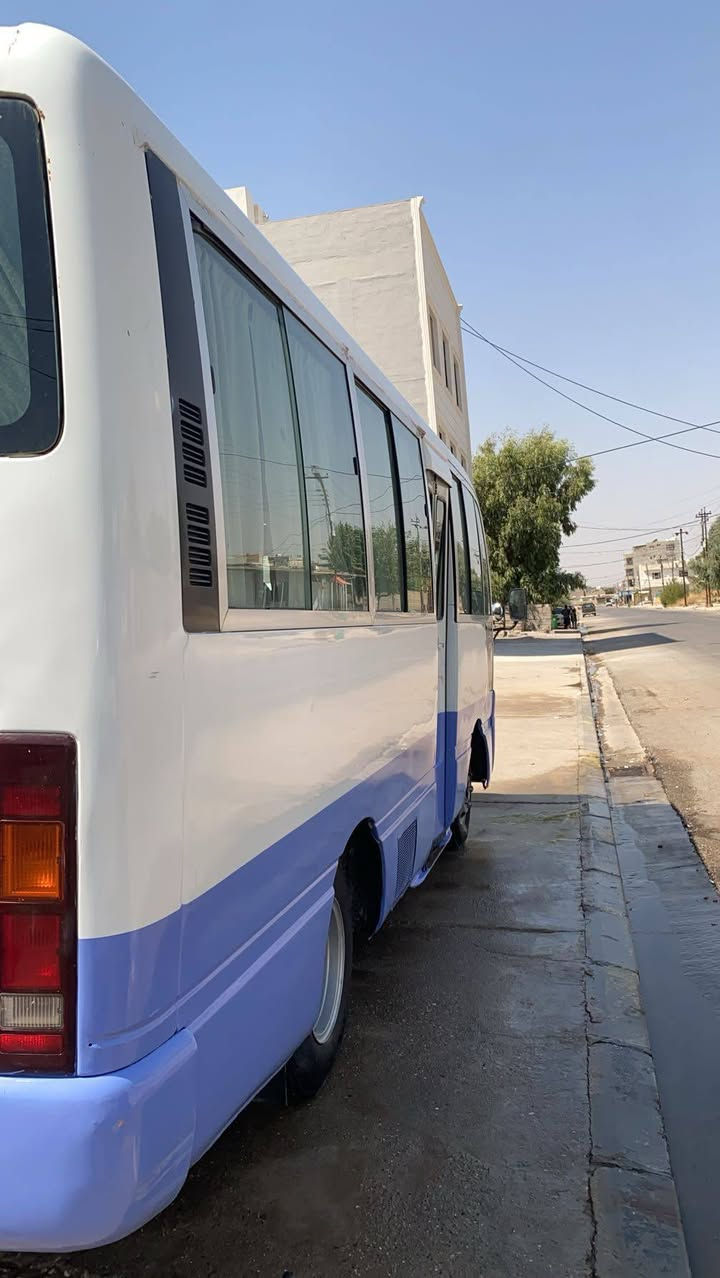 نيسان 2002محسن بو فرو تنئ ده ينو دزين كئرو مه كينه اكسن بشه رت 
 .***********
سعر 79 مجال
