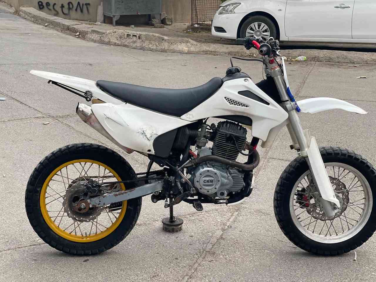 بسم الله الرحمن الرحيم 

CRM 250 cc

2021

مەکینەی ٢٥٠ ایە تا بڵێی بەقوەتە   ویلو دەبڵ و ئیستۆپی پێشو دوای مەزبوتە   بەس دوکەڵ ئەکات ماتۆڕەکە  ماڵی کەژو کێوە

سعری ٣٩٠ هەزار و مەجالێکی  کەم  

***********

***********

دەستخۆش ئەدمینی بەڕێز🌹
