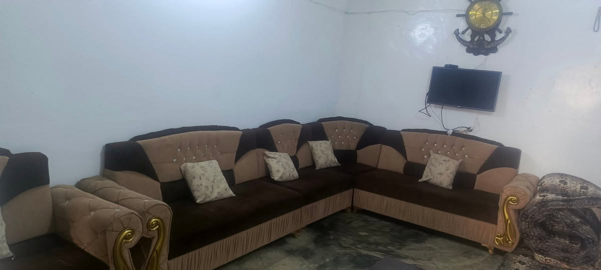 طقم كنب • صالون • للبيع
