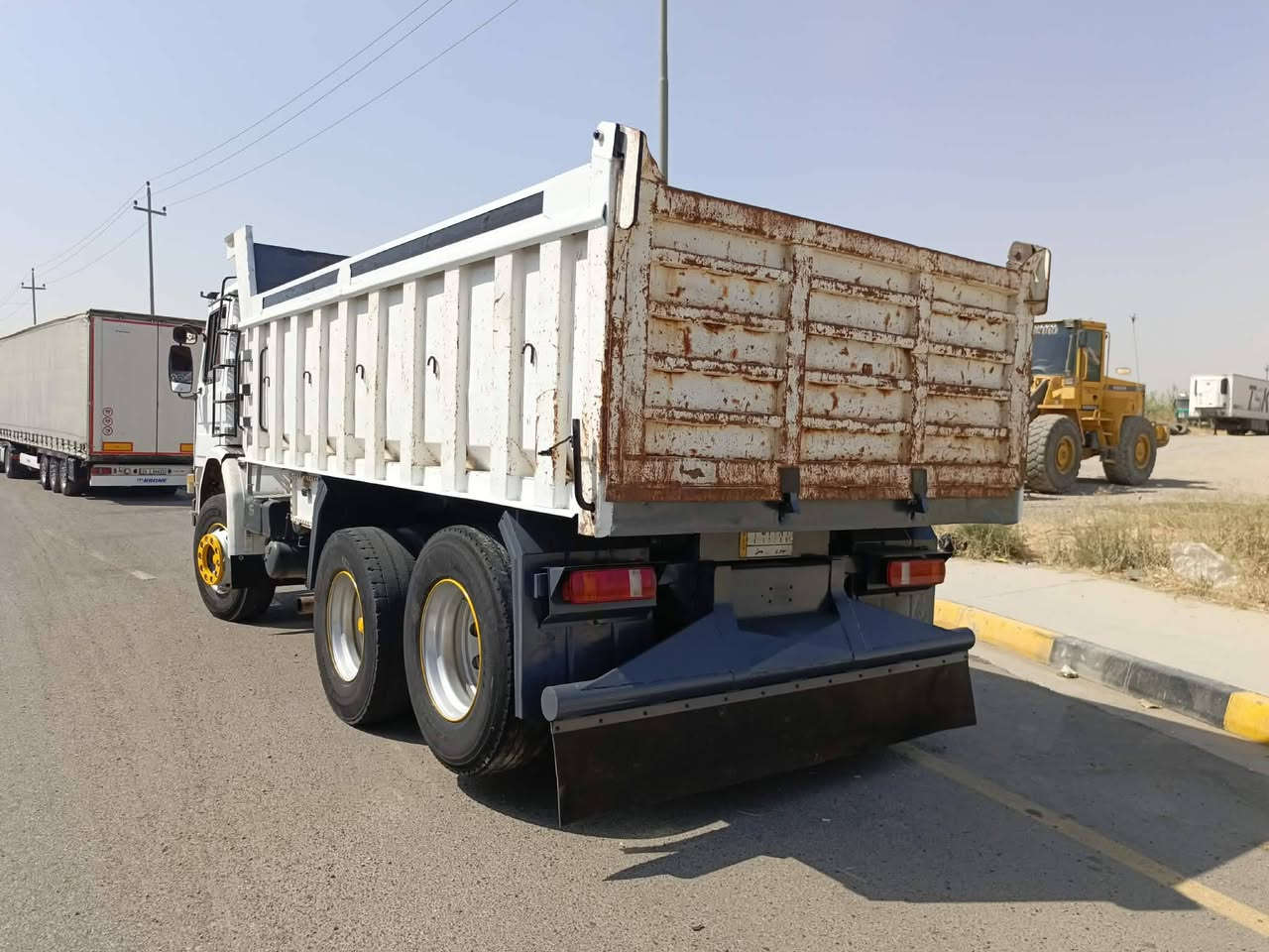 اسكانيا كرماوي للبيع 112 ونص دشبول عدل موديل 1988 بل سنويه 113 سنكل عضله محرك لا صرف ولا نفخ رقم نينوي الماني حصت كاز بيها السعر 135ورقه وبيها مجال  مكان السياره موصل الايسر للاستفسار على الرقم ***********/&/***********

