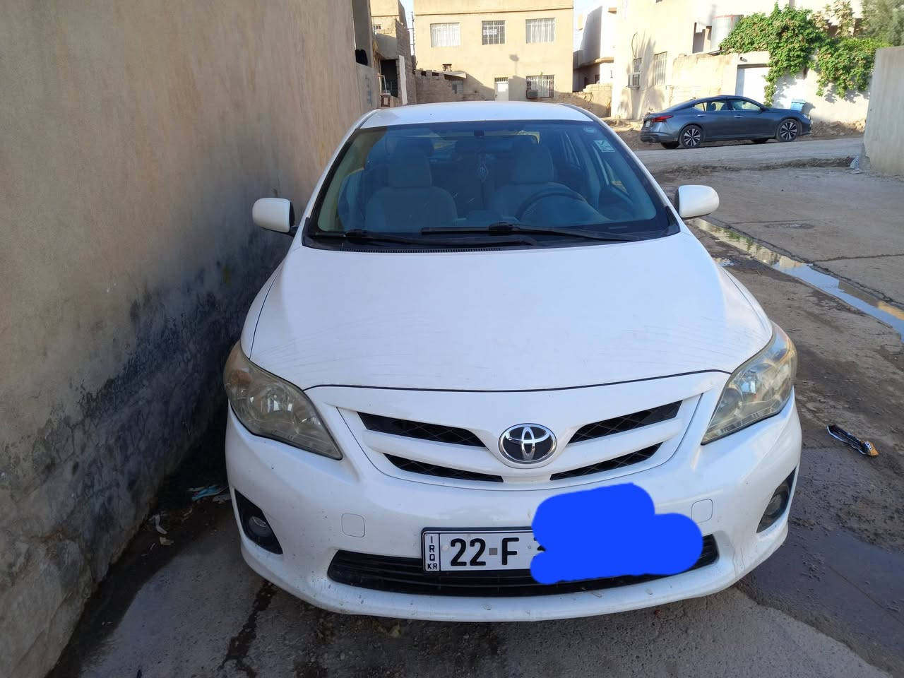للبيع كورولا موديل 2011 وارد امريكي بيها ثلاث قطع صبغ ووحدة تبديل بدون دواخل تلفون ***********

