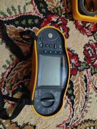 من رخصة الادمن السلام عليكم لي عنده اجهزة افلوك Fluke عاطله ويريد يبيع...