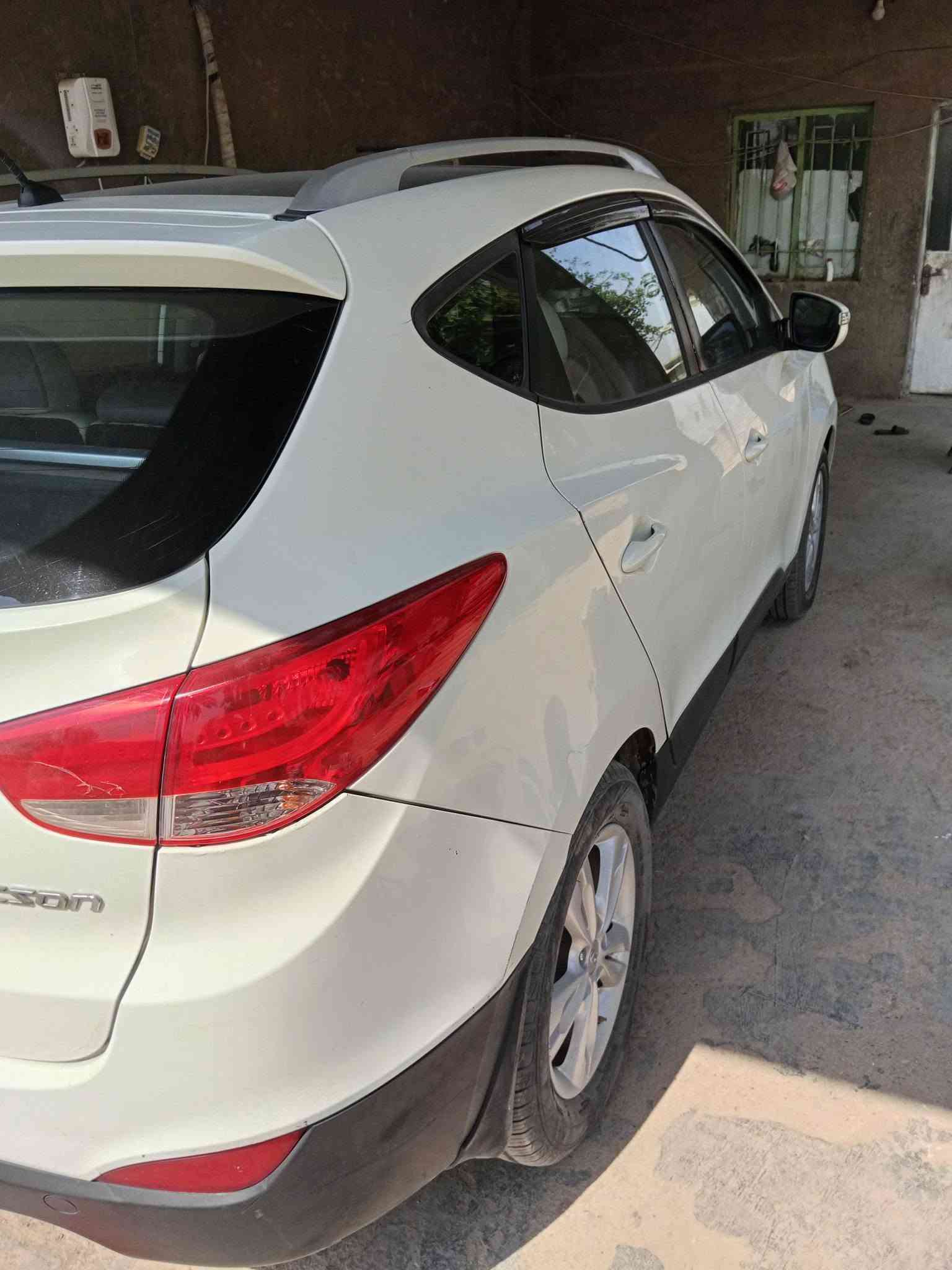 توسان 2010 شكل ال12 خليجي
محرك 2000 دوش
فول مواصفات عدا البصمه
فتحه بنراما كشنات جلد
اشاير بالمري تحكمات
كامره عدد 2
لايت زنون شاشه اصليه
مكينه كير كفاله عالشركه مامفتوحات
رقم بغداد انكليزي مميز 4 ارقام
صدر جيد تخم تاير جديد
ماشيه 195
السياره باسمي تحويل مباشر
بجم كبس ايرباكات سليمه
صبغ 3 قطع بدون دواخل والسونار مرفق
السعر110 و بيها مجال 
بغداد المحموديه 
***********
***********
