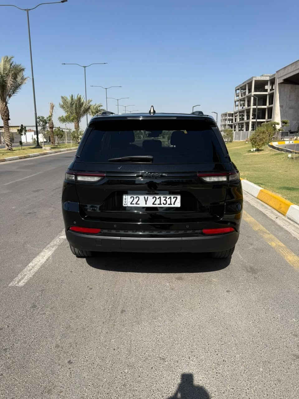 سلام عليكم جيب موديل ٢٣ خمسه راكب فتحه تشغيل ع بعد صندوق كهرباء دفع رباعي كشن كهرباء ....فتحه...رادار امامي خلفي بعد بيها هواي مواصفات  رقم اربيل ماشيه 7 الف ميل الحادث فقط بنيد ضربه سطحيه من غير دواخل ولا شاصي لا لغود  حته لايتات نفسهن مالتها  والبنيد ابدل نفس الون السياره مابيها قطرة صبغ  ***********  مكاني بغداد حي الجهاد السعر 290 بيها مجال شي بسيط والسياره جديده واحلا من الصور
