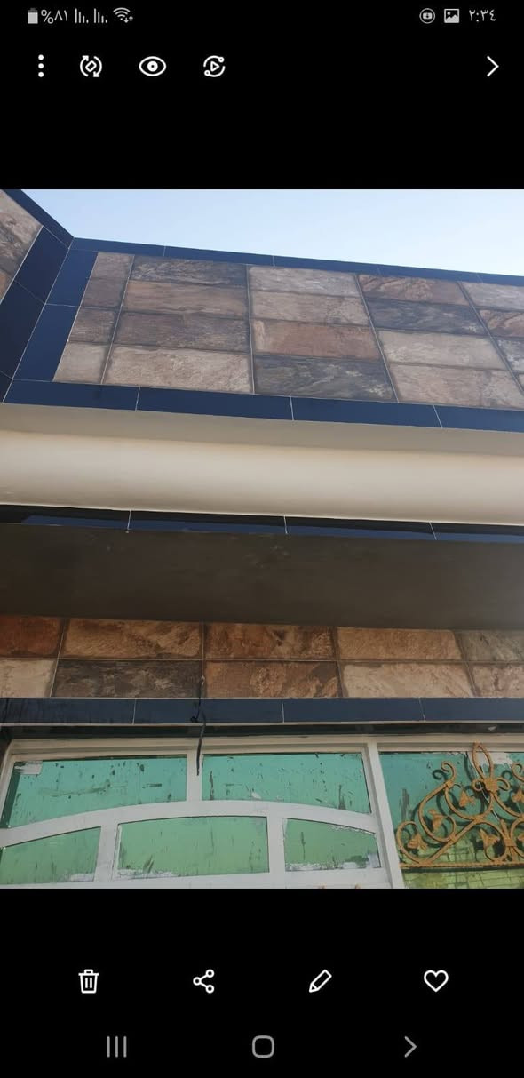 بيت للبيع في ناحيه ابو غرق حي الحسين.مساحه البيت   150 متر.طابو صرف  يحتوي على غرفتين وهول واستقبال مطبخ مجمع صحيات. بيت كلش حلو ومرتب  السعر 115 وبي مجال .الطيبين .الاستفسار ***********...***********
