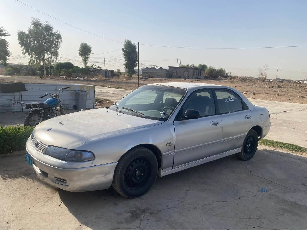 فرؤشتني خيرا مازده ي فأسلويه 1993
يه ك دينار مه سرفي تيدا نيه
نرخ 17 وه رقه 
شوين ده وربه ري هه ولير 
***********
*********** أربيل, العراق
