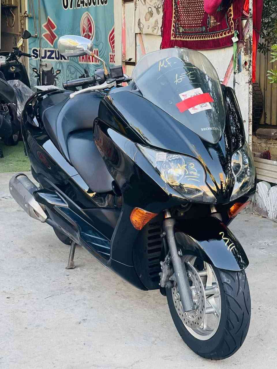 فورزه صفر 10اس سفن بيه خيط بخار
مكاني ديوانية سعر 1650وبيه مجال 

***********
