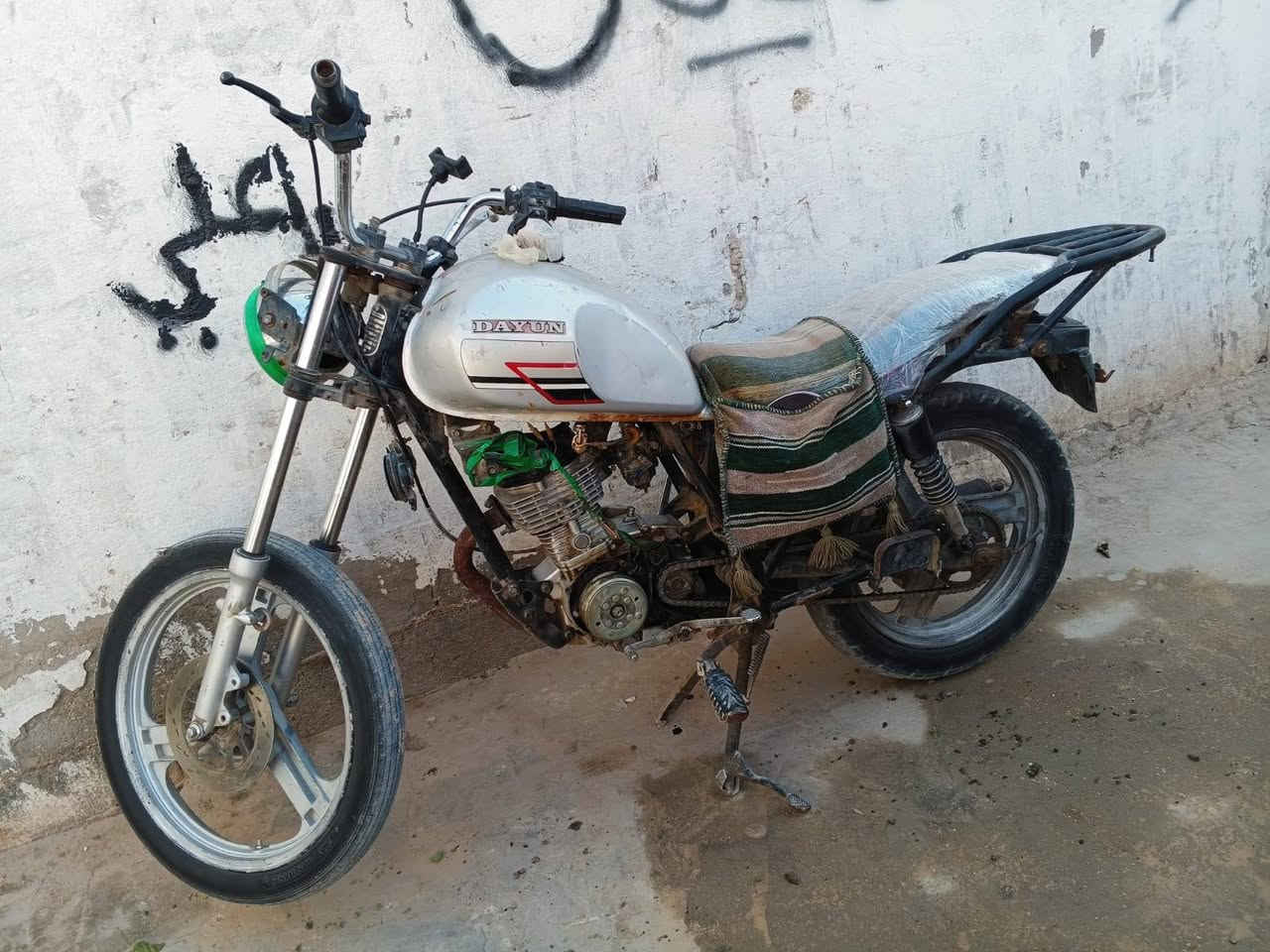 ***********
المكان كربلاء
