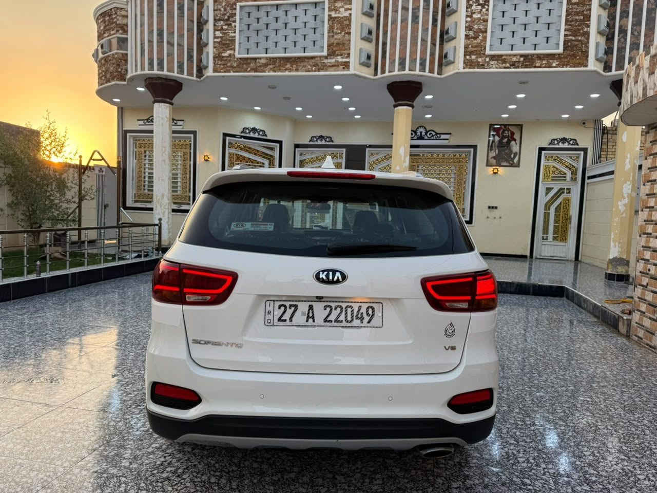 سورنتو موديل 2019 وارد خليجي مكفوله كفاله عامه من الضربه والصبغ والتبديل رقم ذي قار بسمي نكليزي هزه وسنويه جدد تريد تحويل تريد وكاله حاضر محرك 6 سلندر كفاله من الفتح فول مواصفات خمس كامرات سايد بريك بصمه+ بصمتين تشغيل  ماشيه 61 الف حقيقي تبريد ثلج تدفئه 
3 قطع 7 راكب تخم تاير جديد حداديه 100% استخدام شخصي سياره جديده السعر 234 وبيه مجال ***********
***********
