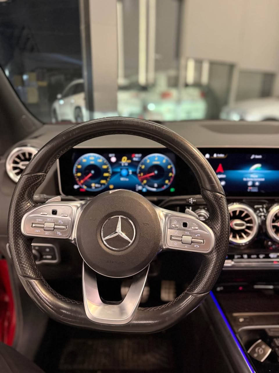 GLA 250 2021 AMG 4Matic Full 🔥☄️
موديل :2021
ماشي : 55 میل 
فول ١/١ رادار جانبي خلفي شاشه كاميرا ٣٦٠
سقف بانوراما كشنات خزن ميموري سياحي هم كهرباي  داخل ليد اصلي شاشه جبير كيج اليكترون ماوس فول داتاشو 4  کامیرات موصفات ماكو اكثر AMG  بيلادي حادث فقط حافه امايه بدون اي دواخل .
سياره جديده صدر گير محرك تبريد محرك سياره 
رقم شاصي: W1N4N4HB3MJ171043
سياره رقم جديد هه زه جديد سنويه جديد
سياره بسمي تريد وكاله تحويل نفسي يوم
مكان سياره اربيل .
سعر:225$🔥🔥.
رقم هاتف ☎️ *********** whats app أربيل, العراق
