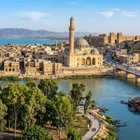 الموصل • ١٠ مقاعد • حجز
