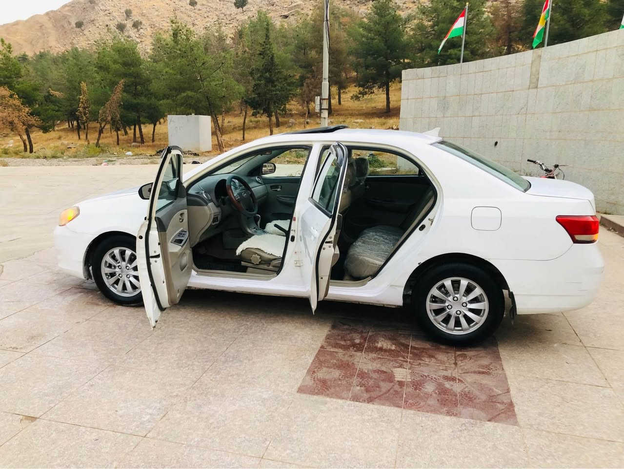 اوتوماتيك • ٢٠١٣ • رانية