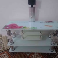 ميز بلازمة • طاولة • نضيف