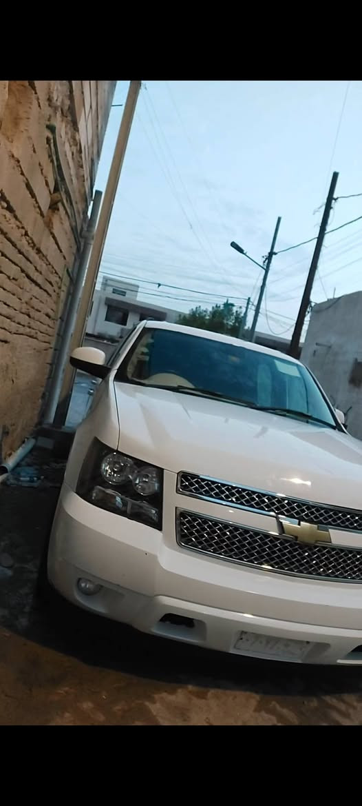 تاهو للبيع ادوات كير ومكينة جاهزة وتبريد جاهز المكان البصرة السعر 65  وبيها مجال للشراي 

التواصل (***********)
(***********) البصرة, العراق
