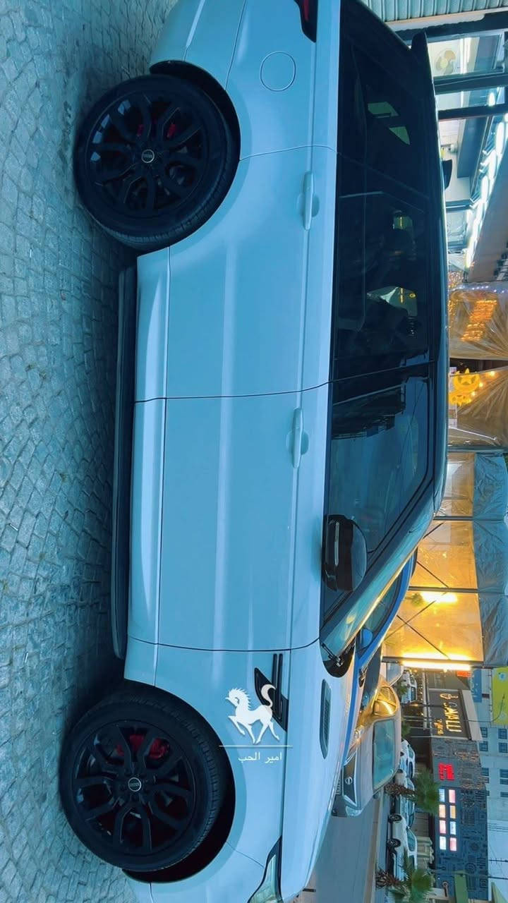 @سلام عليكم راج روفر سبورت ٦ سلندر وارد امريكي حادث بنيد مبدل نفس الون داخلة كلين محرك كير صدر دواخل كلة جديد شرط الفحص بيها شبر صبغ جاملغ الايمن وشبر باب الايسر سيارة جداا نضيفة استعمال بيت والصور تحكم رقم بغداد دولي مكاني بغداد الكرادة السعر ٢٦٠ ورقة للاتصال *********** للبيع فقط
