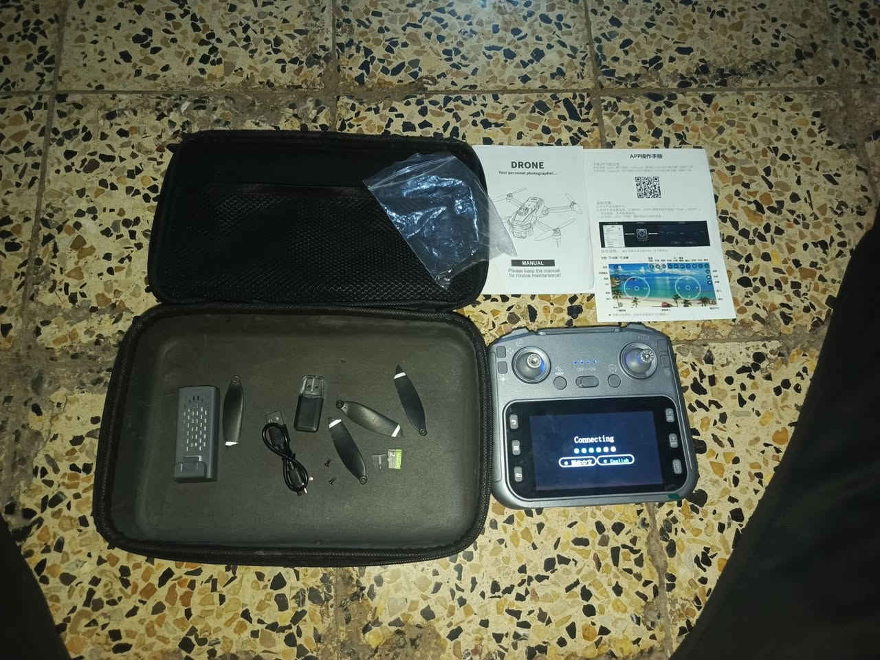 سلام عليكم غراض درون البيع اليريدهن يكتبلي سعر متوفر توصيل لجميع المحافظات العراق 🇮🇶‏‪***********‬‏
