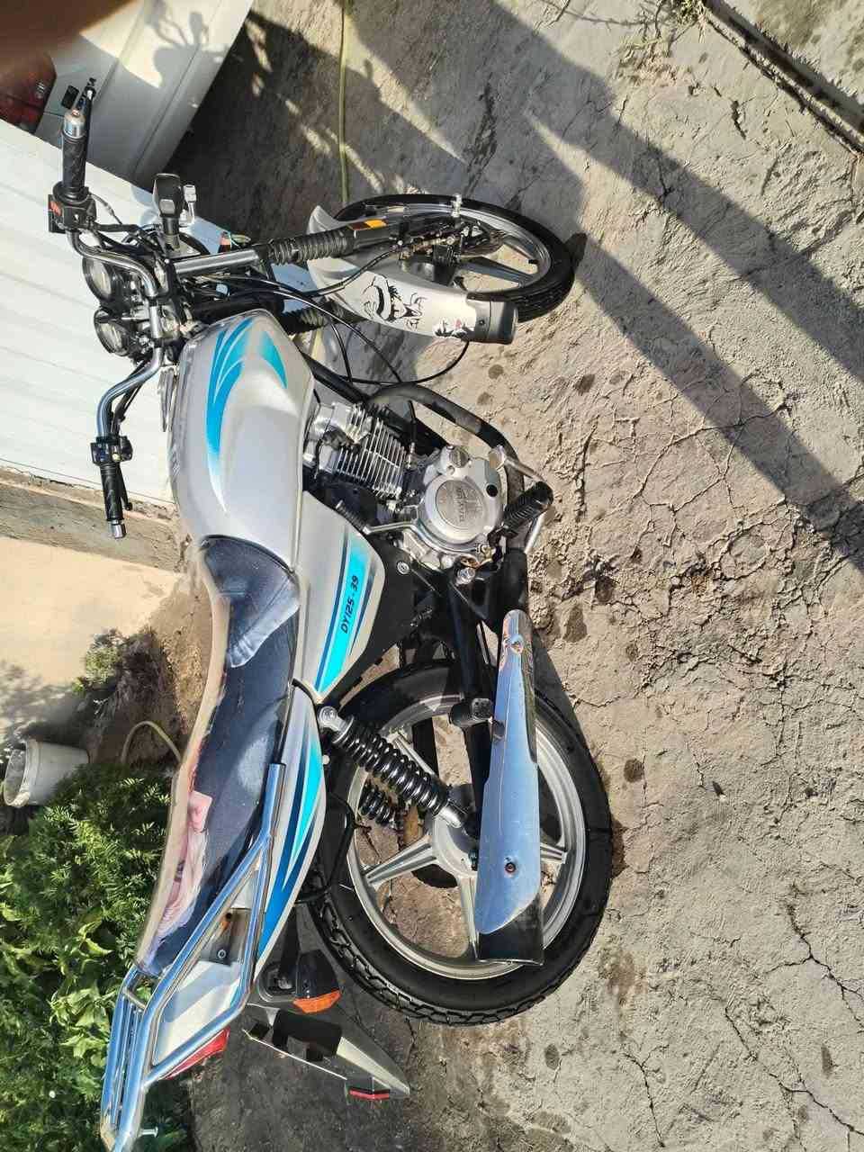 سلام عليكم دايون عضم لبيع موديل 23وراق اصولي دراجه بيه نقوصات قليله رقم تلفون ***********نتصل وبيك خير ودلل
