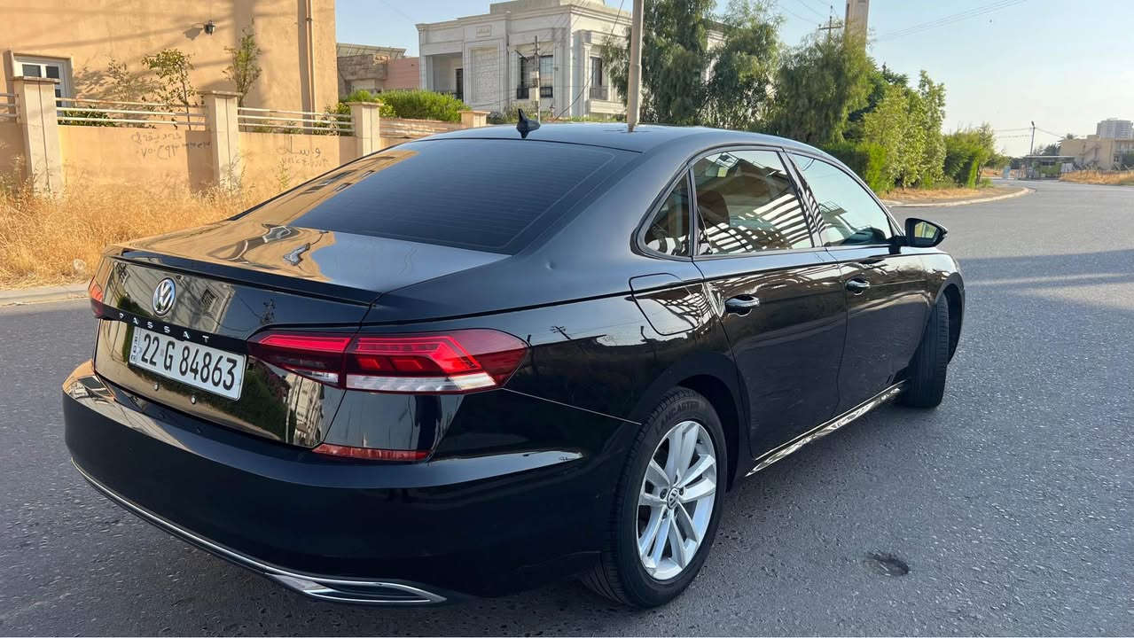 2021 پاسات
سەیارەکە بە شەرت دە عمە
بێ ژۆرێیە
پێشی کەپس بە شەرت
رادێتەر بیلادی بە شەرت
حەماوە بە شەرت 
بۆنیت و چاملغی سبوغە بەس شەرت دەعمی نەبی شتی بەسەر دا بەر بویتەوە
رەقەم سەنەوی نوێیە
١١ وەرەقەش غرامەی لەسەرە
***********
سەیارەکە هەتا بڵیی نوێیە ٧٠ هەزار رۆیشتیە أربيل, العراق
