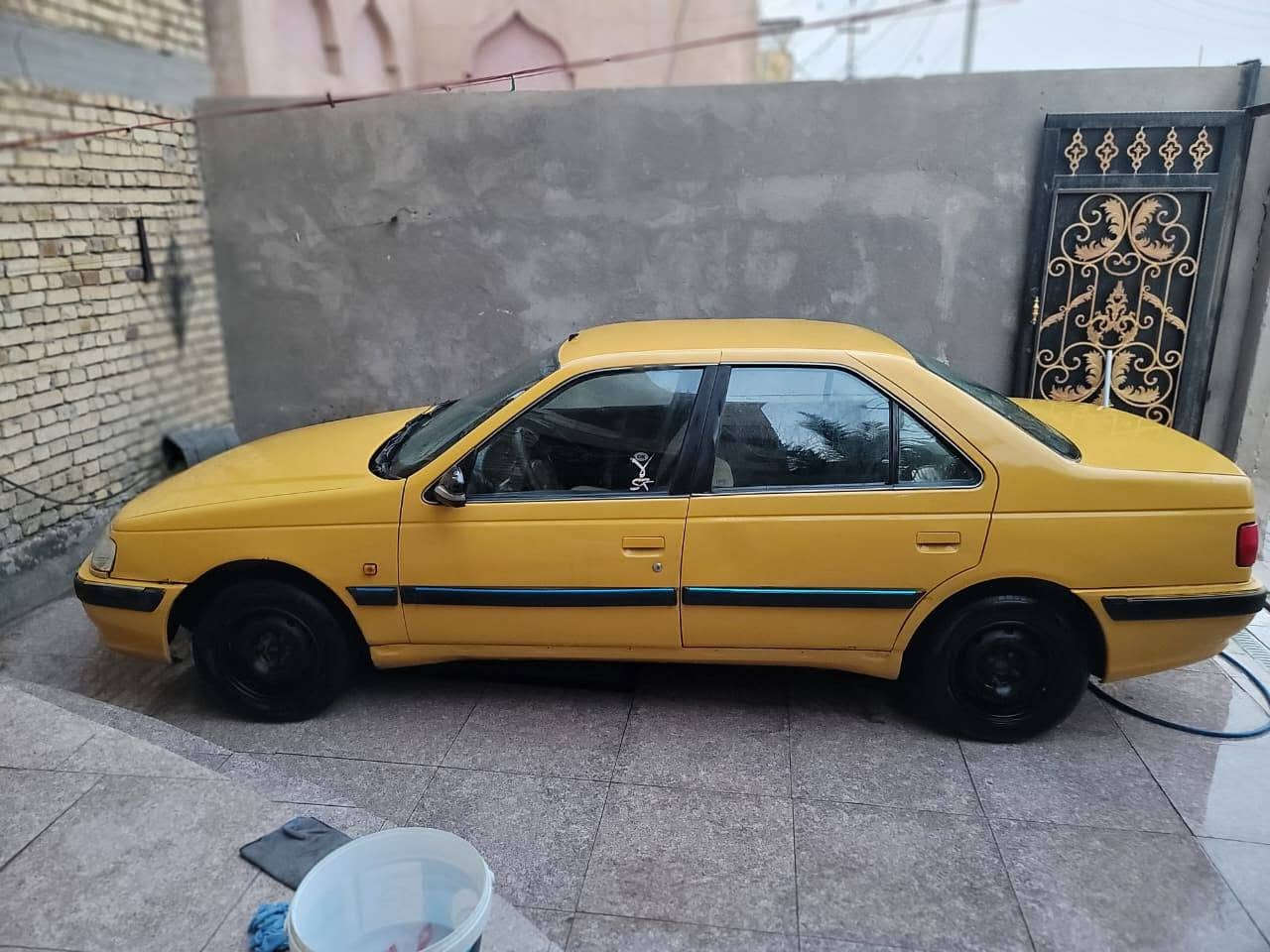 سياره بيجو بارس 2015
السنويه باسمي 
مكفوله من اي حادث
توني عمرت السياره 
كير مكينه كفاله 
تبريد نقص غاز 
حداده الاماميه جديده
السعر 33 وبيها مجال 
العنوان البصره حي البتول 
رقم الهاتف ***********

