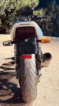 سيبي فور محرك ٤٠٠ للبيع مكفوله الدراجه المكينه مكفوله شلعه معدل ناعمه ...