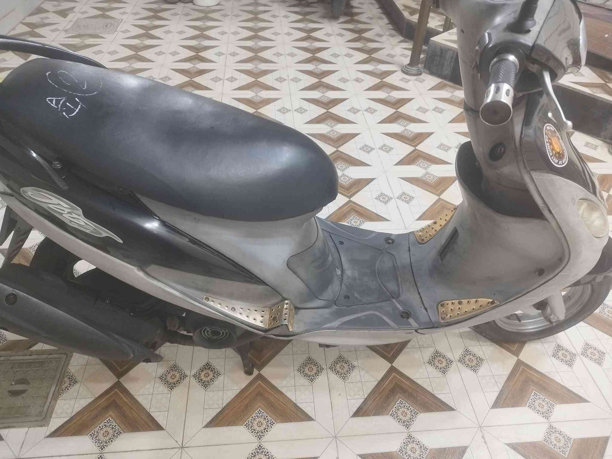 السلام عليكم دراجه للبيع ياباني رامبه جديده نظيفه بلادي عنوان ديالى بعقوبه تحرير دور الضباط  سعر خاص رقمي هاتف وتساب كفاله عامه كفرات بلاديه شلع معدل ***********
