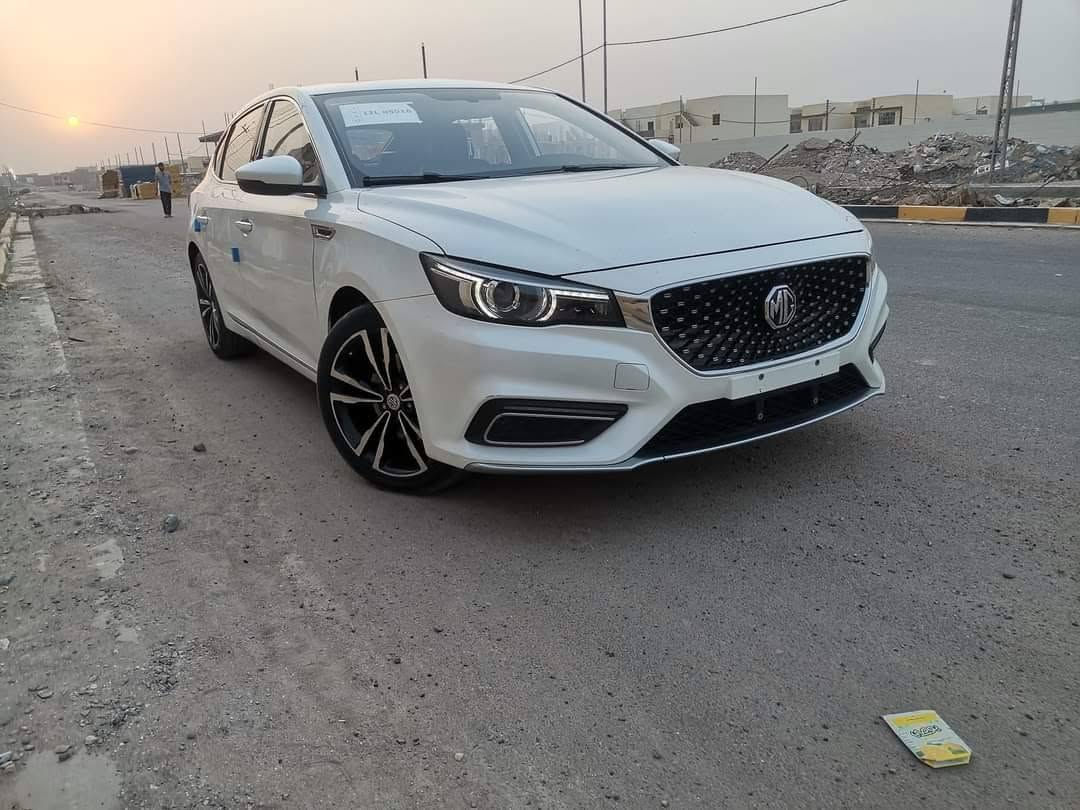 للبيع
موديل 2021
MG6
رقم بغداد مشروع وطني 
محرك 1.5 تيربو
بابين صبغ بدون دواخل طرف سكن
ناقل سرعة دبل كلتش7 سرعات
قوة المحرك 169 حصان
عزم الدوران 250 نيوتن / متر
مصابيح نهارية LED
مصابيح خلفية LED
مرايا كهربائية
اشارات في المرايا الكهربائية
مرايا قابلة للطي بشكل الكتروني
مقود جلد
مكابح توقف الكترونية EPB
مكابح انتظار الكترونية Auto Hold
نظام الثبات الالكتروني ESP
نظام توزيع قوة الكبح EPD
نظام مكابح المنعطفات CBC
نظام مراقبة ضغط الهواء في الاطارات
تكييف الكتروني ثنائي المنطقة
نوفذ كهربائية مع فتخ واغلاق اوتوماتيكي
مثبت سرعة 
ناقل سرعة في المقود ( بادل شيفتر )
بصمة
مسند يد خلفي مع حامل اكواب
مقود قابل للتعديل
شاشة 8 انش مع كاميرا
بلوتوث
مداخل USP مع شاحن
مداخل كهرباء 12 فولت
                                                           Android Auto                                                    
                                                        Apple Car Play                                                 
تحكم بالمقود
حساس خلفي
شاشة عدادات 3.5 انش
عادم مزدوج ( دبل اكزوزت )فتحة سقف
ويل كب 18 المنيوم
مقاعد جلد
مقعد سائق كهربائي ب6 حركات
6 وسائد هوائية
نوافذ كهربائية مع فتح واغلاق اوتوماتيكي لجميع النوافذ نظام الاضاءة التلقائية
اغلاق النوافذ تلقائيا عن قفل 
***********
سعر 105 ومجال قليل
