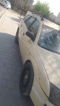 فورد مونديو • ستيشن • ٣٠