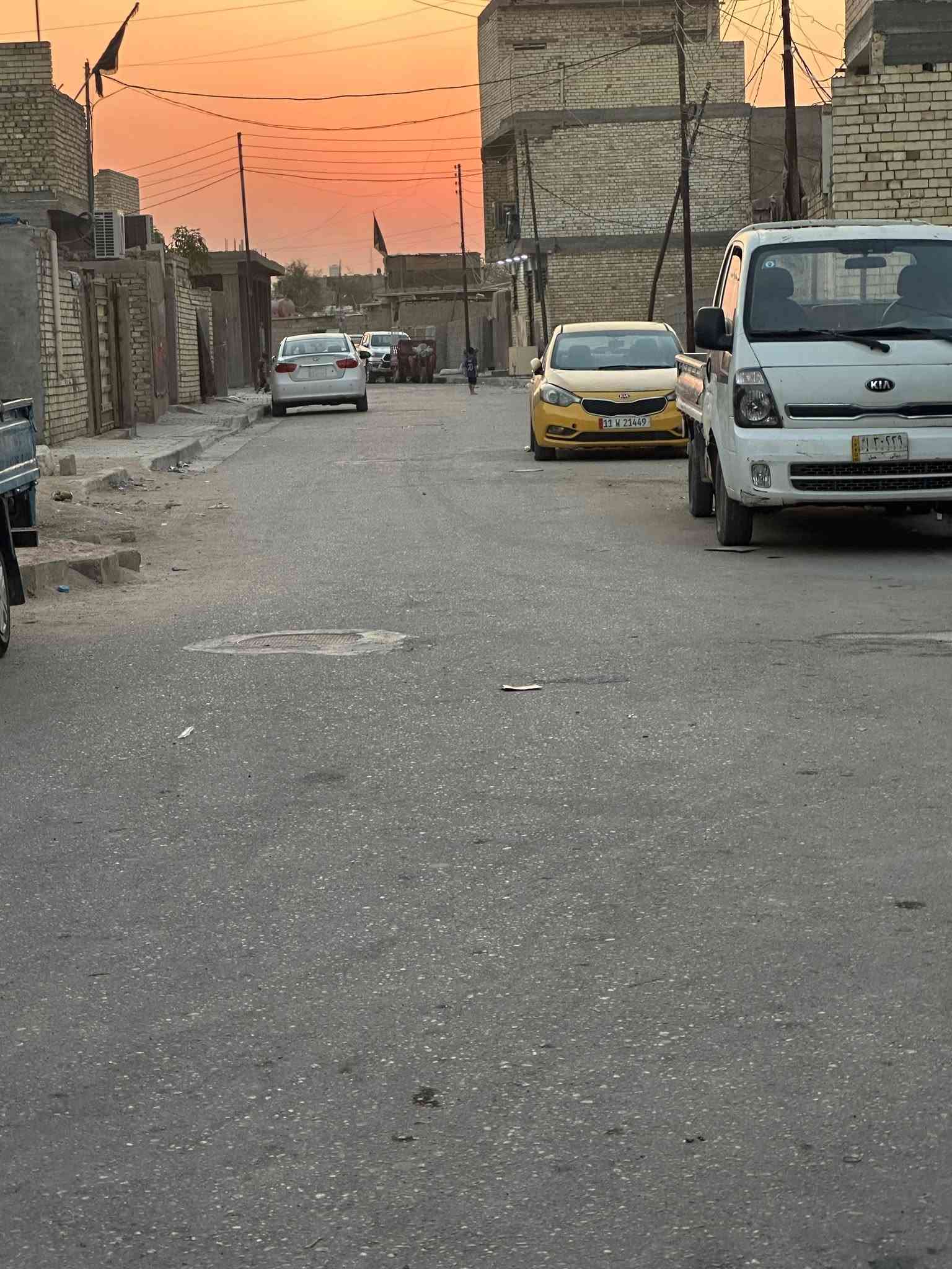 السلام عليكم مرخصةمديرالاكروب المحترم قطعه زراعي للبيع مساحتهه 132متر الوجه 6وربع والنزال 22 خدمات كامله مجاري وتبليط مقرنص كهرباء انترنيت ضوئي مولده ذهبي المكان حي السلام الكماليه شارع مستشفى الفضيليه سعرهه 33 وبيهه مجال للاستفسار ***********
@إشارة

