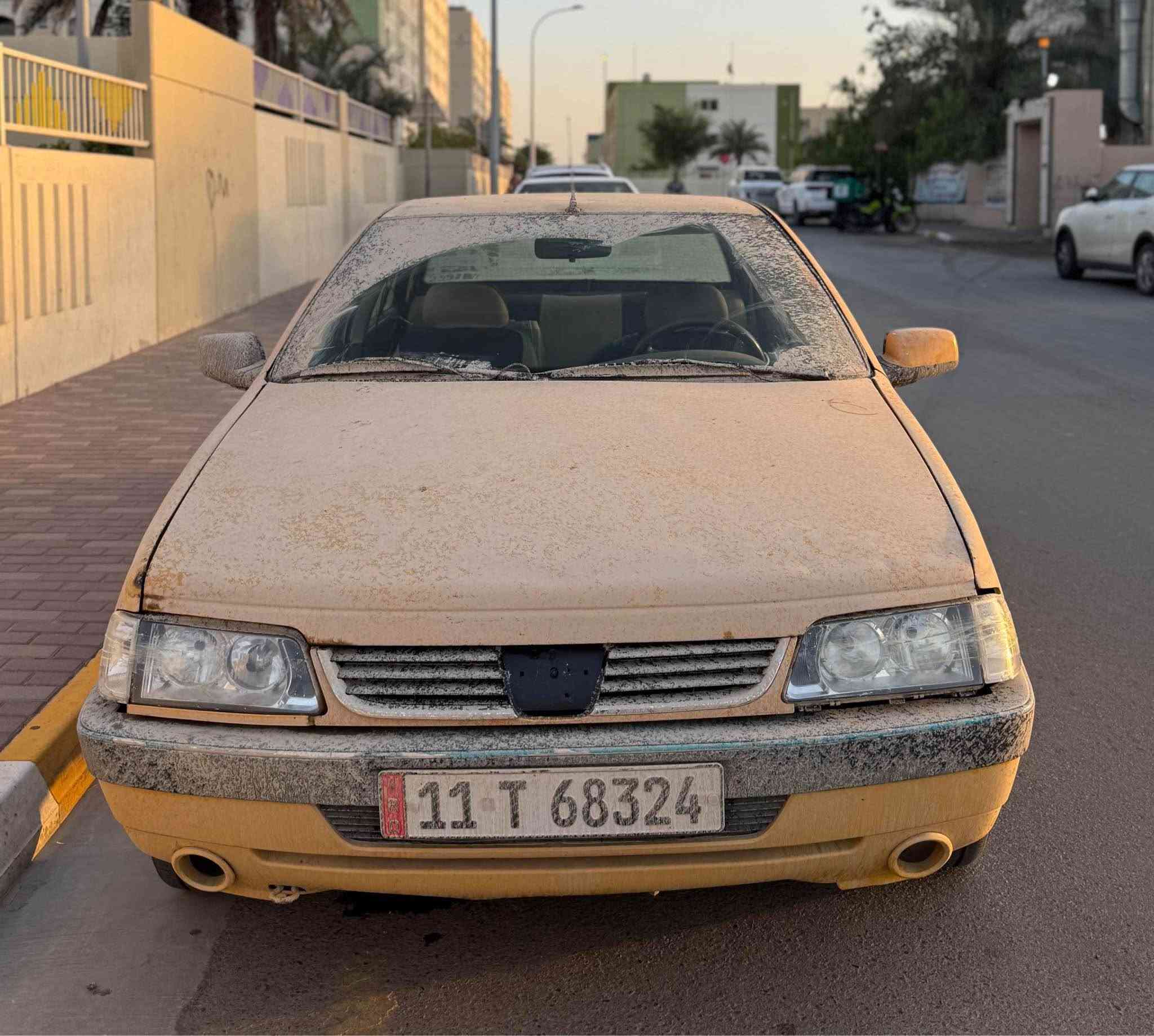 السلام عليكم…
للبيع بيجو glx 405 موديل 2012 سياره جاهزه من كير ومكينه تخم تاير جديد باتري داينمو كلج كله جديد كامله من التعمير باقي بس صبغ بسمي رقم بغداد انكليزي مصفره هيئه وغرامات رايده ب25 وبيه مجال للشراي تواصل 
*********** بغداد, العراق
