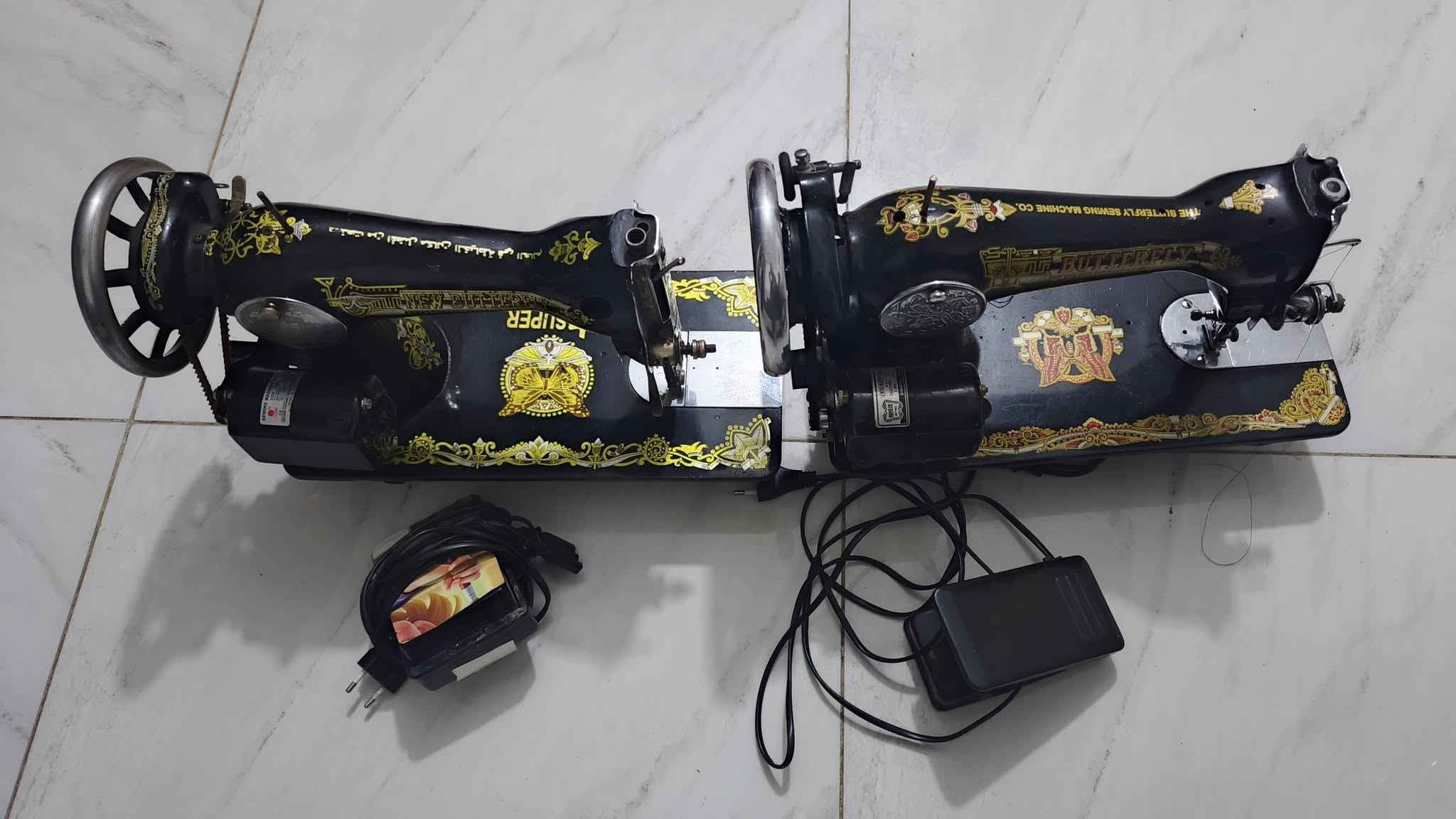 🧵 للبيع مكائن خياطة عدد 2 🧵
🔹 العدد: 2 ماكينة
🔹 الحالة: شغالات وتعمل بصورة جيدة
🔹 بدون ميز
🔹 مع الدواسات
💰 السعر: 140 ألف دينار
📍 العنوان: بغداد – حي أور
📞 للاتصال: ***********
