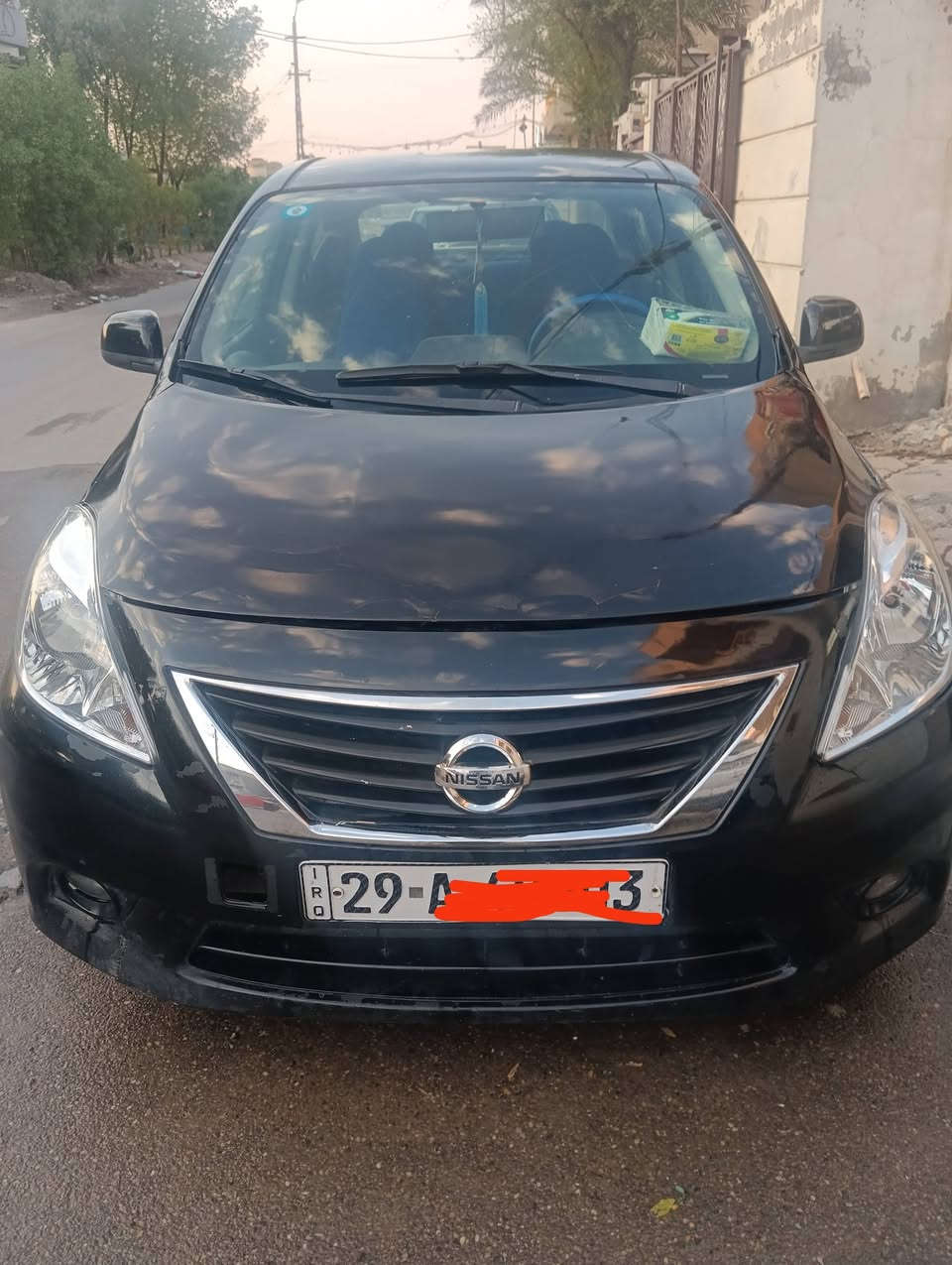 السلام عليكم
نيسان فريسا موديل ٢٠١٣ رقم واسط باسمي مشروع وطني 
محرك وگير نظيفات وتبريد شغال 
للاستفسار (***********)
السعر ٦٥وبيهة مجال
